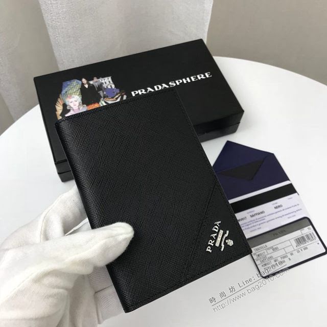 prada護照夾 普拉達專櫃最新十字紋牛皮款 2MV017 PRADA男士護照夾  pyd2109